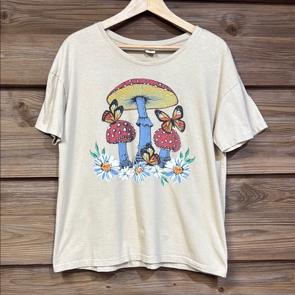Vibe N’ Mushroom Tee